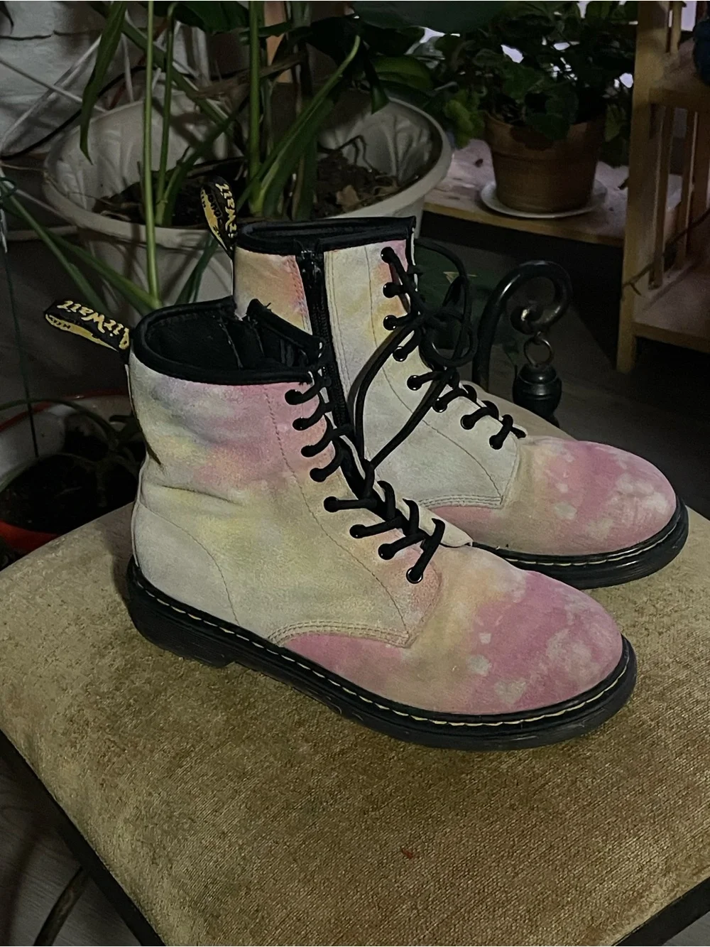 Dr. Martens Pastel Tie-Dye Suede Lace-Up Boots size 37/ US5 EXCELLENT